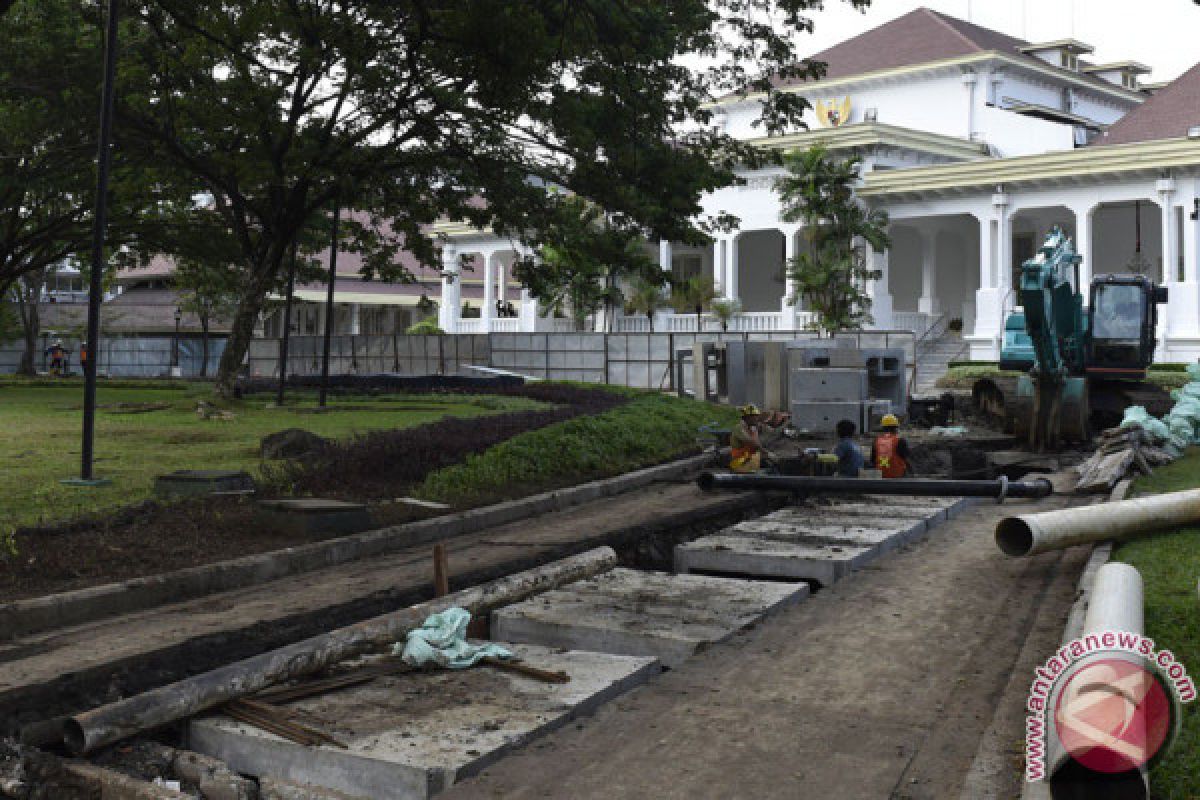 Menteri PUPR pastikan proyek drainase Istana segera selesai