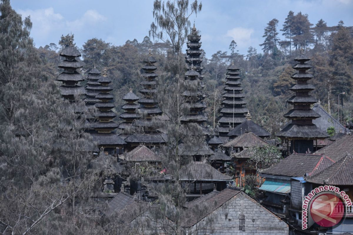 Besakih temple to be reopened for tourists