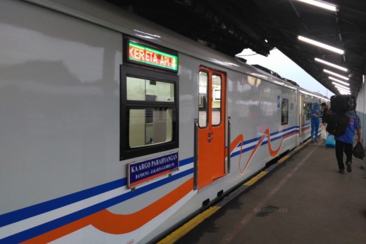 Tiket kereta Medan -Tanjungbalai hampir habis terjual
