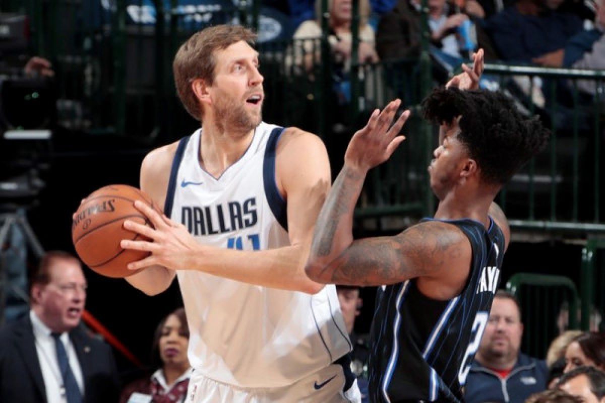 Nowitzki pimpin Mavericks atasi Magic