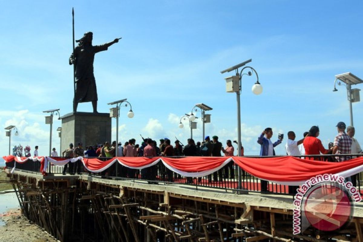 10 Inspirasi pahlawan perempuan dalam semangat Hari Pahlawan 2025