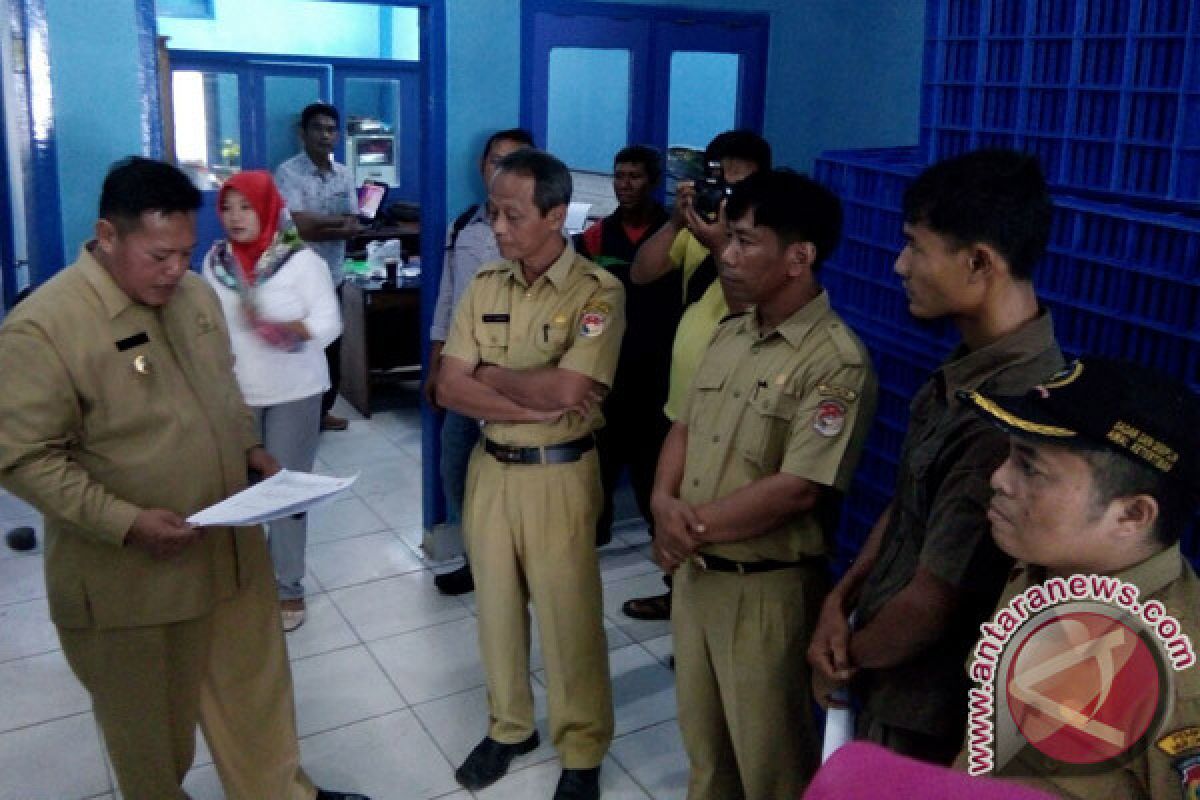 Bupati Mukomuko sidak kehadiran PNS hari pertama kerja