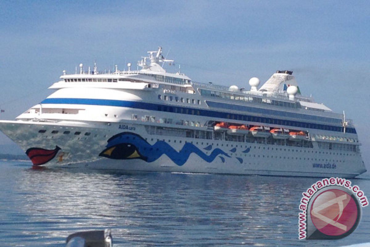 Cruise Ship With 1,062 Passengers Visits Lombok 