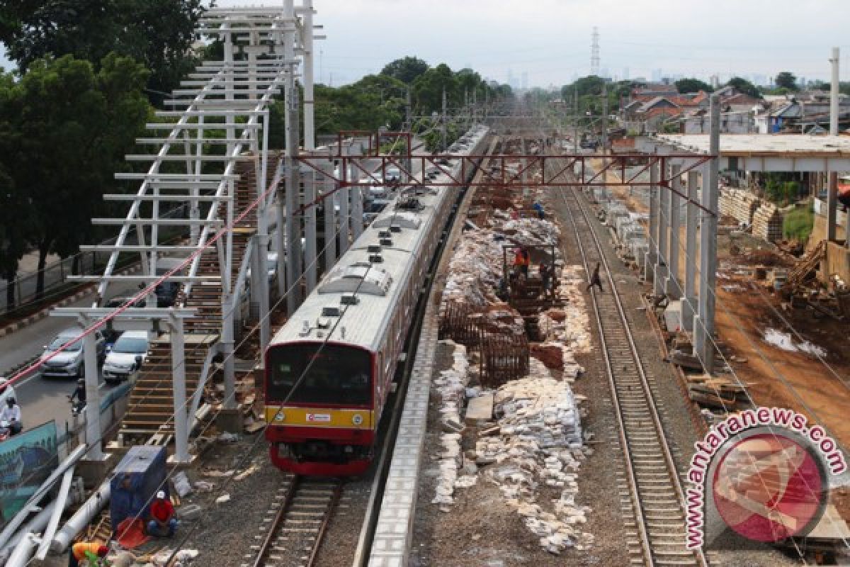 KCI berlakukan mesin penyelaras tarif KRL Jabodetabek