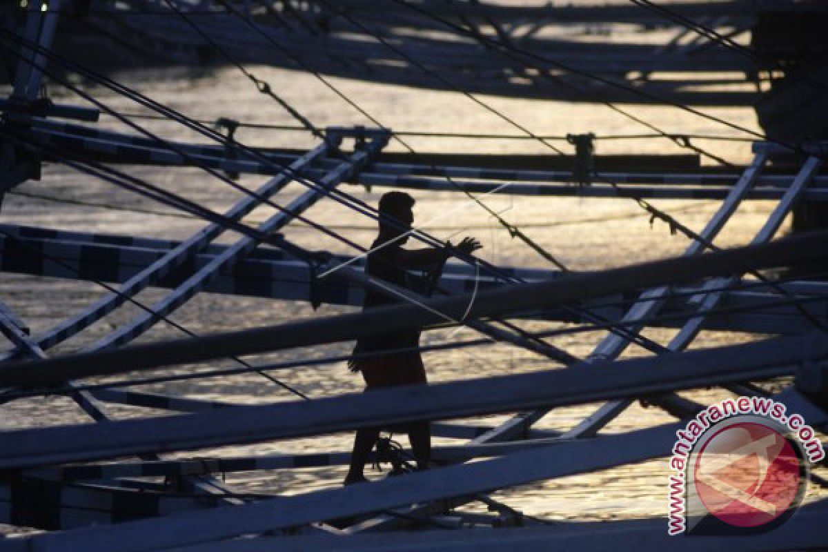 Wagub sumbar dorong nelayan gunakan alat tangkap legal seperti gill nett