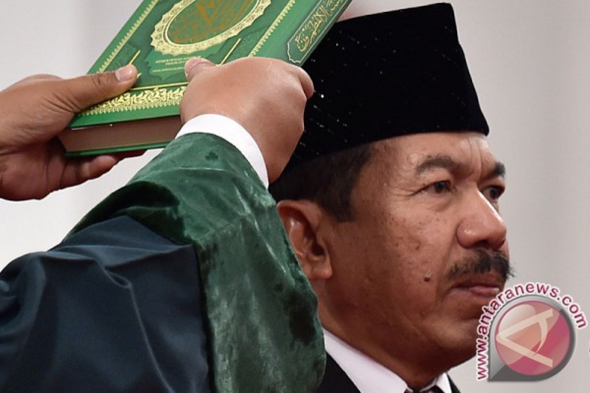 Kemarin, Presiden lantik Kepala BSSN hingga Ridwan Kamil ke PDIP