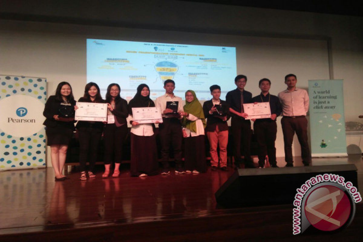 Mahasiswa IPB Boyong Juara II Lomba Debat Marketing