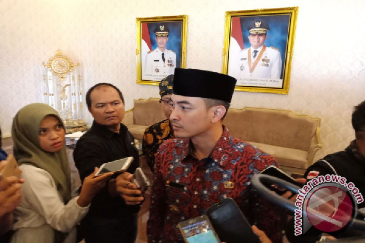 Zola menyatakan siap memenuhi panggilan KPK