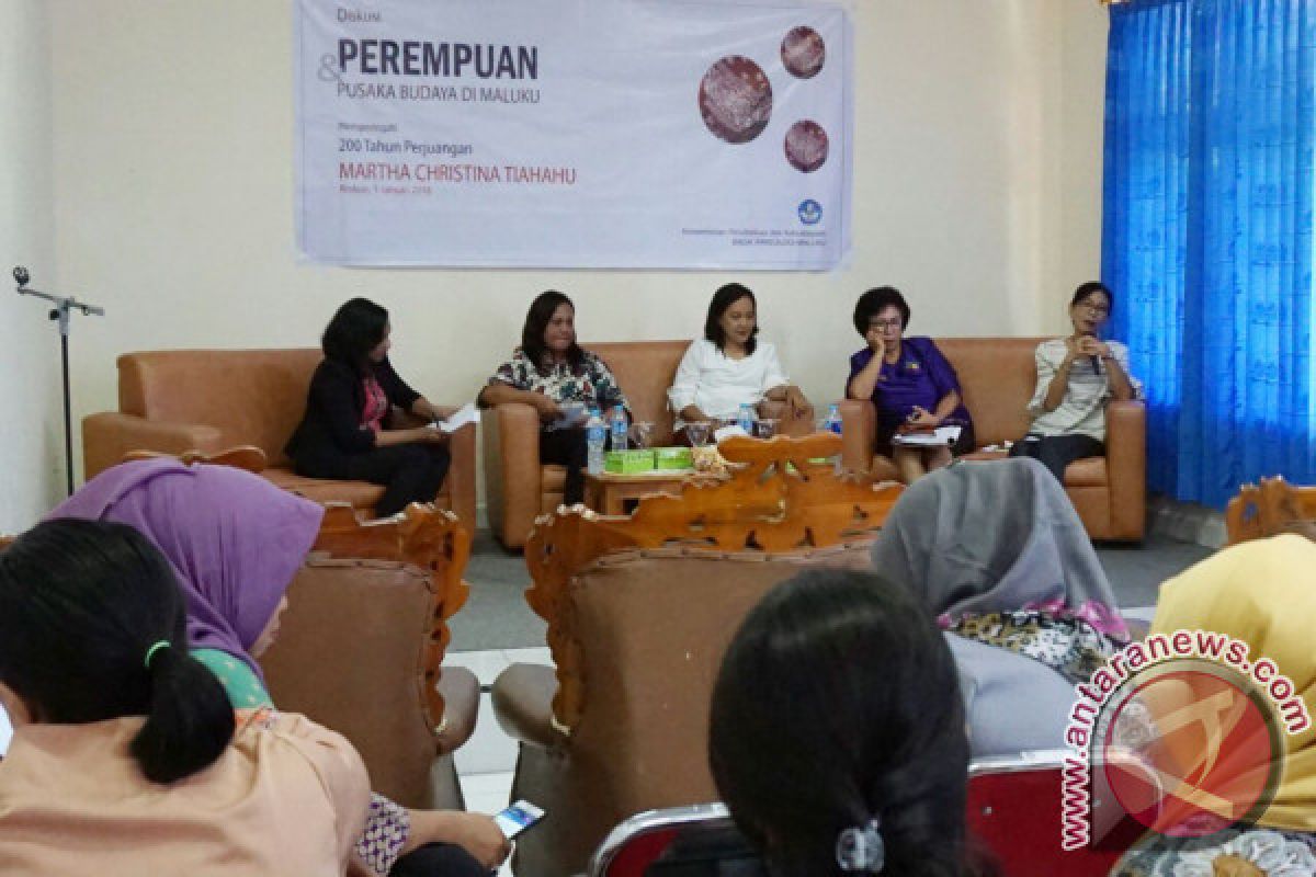 Kaum perempuan di Ambon diskusikan Ina Ata