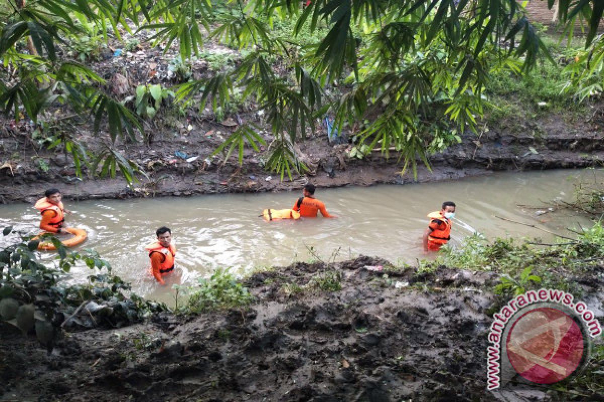 Adam Ditemukan Meninggal di Sungai Dompu 