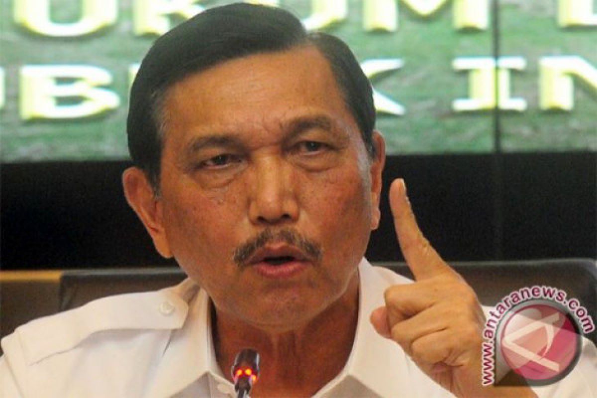 Luhut bahas masalah cantrang dengan Susi