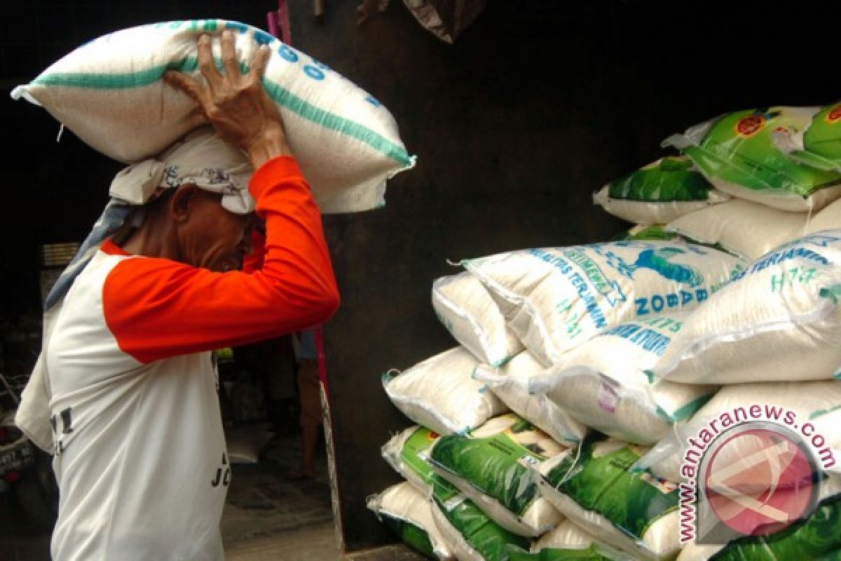 Kulon Progo ajukan permohonan operasi pasar beras