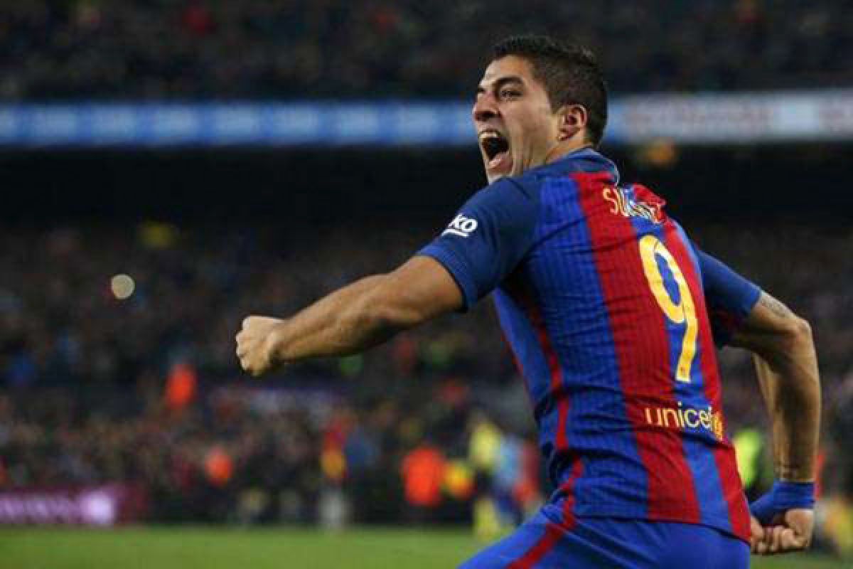 Suarez inspirasi kebangkitan Barcelona di markas Real Sociedad
