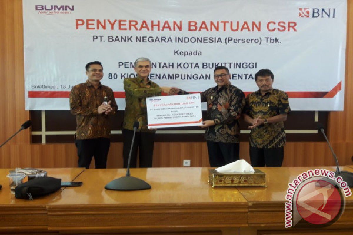 BNI kucurkan Rp1,2 miliar bantu pembangunan kios pedagang Pasar Ateh