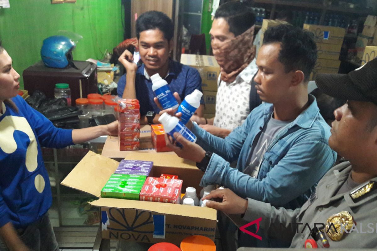 Polisi Tindak Toko Penjual Alkohol Tanpa Izin