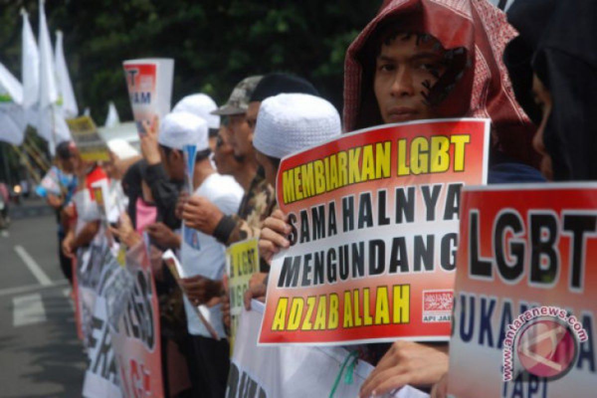 Kesbangpol Pemkab Tangerang Waspadai Kegiatan LGBT