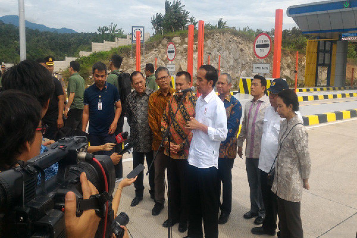 Presiden : Sebelum Asian Games 2018, tol Bakauheni-Palembang selesai