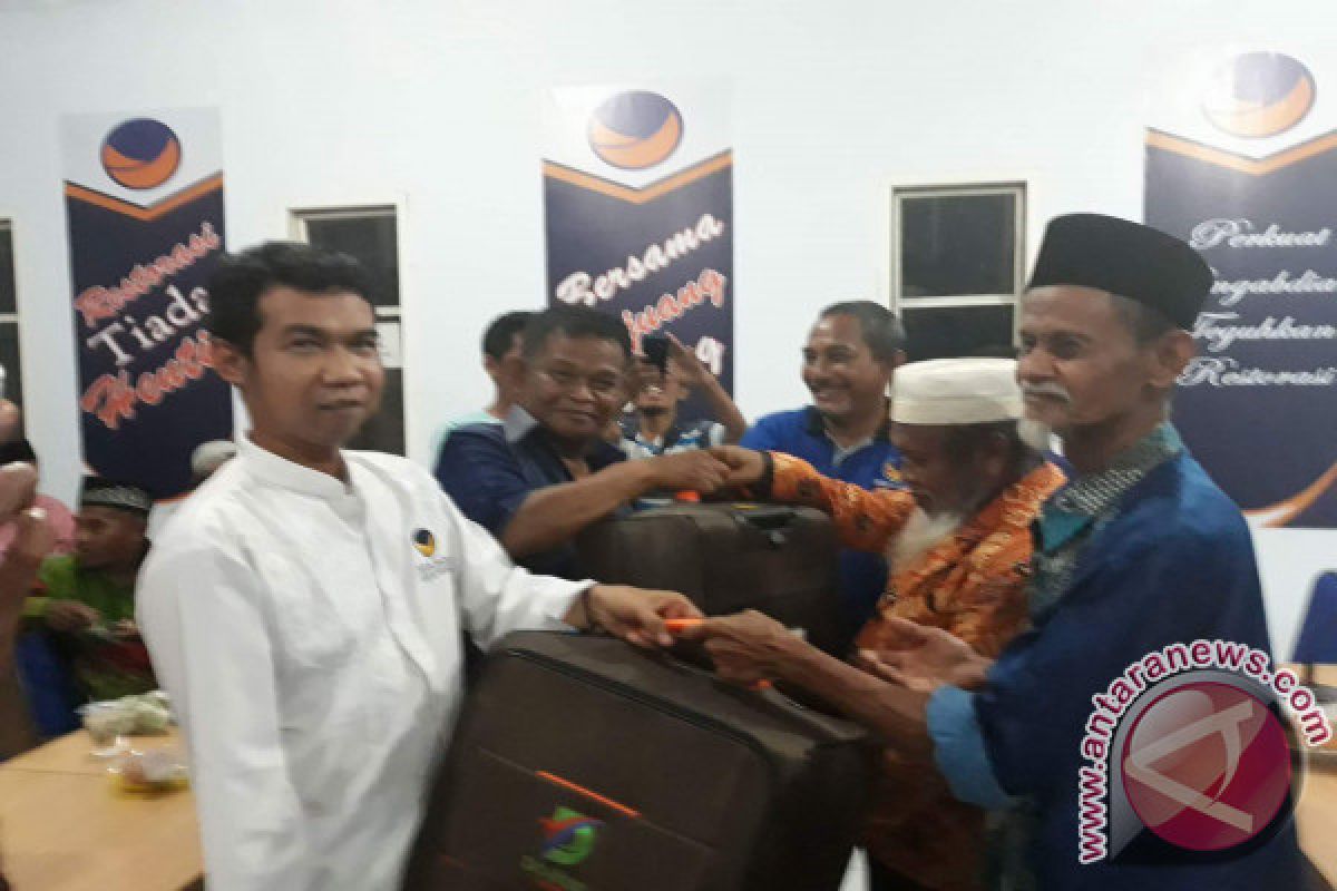 Belasan Imam Masjid Parimo Beribadah Umroh