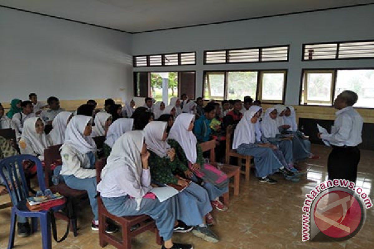 Unram Sosialisasikan SNMPTN dan SBMPTN di Pulau Sumbawa 