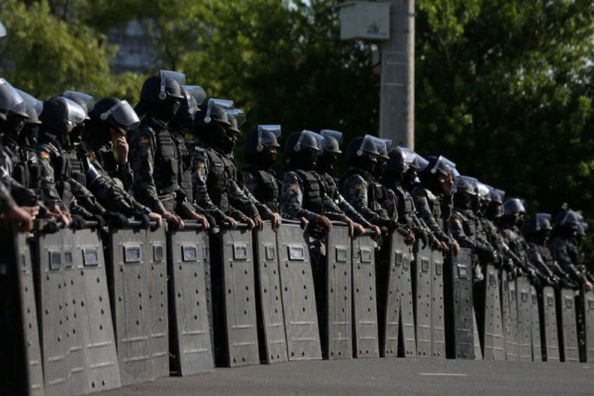 Sistem keamanan publik Brasil rusak, kata Menhan
