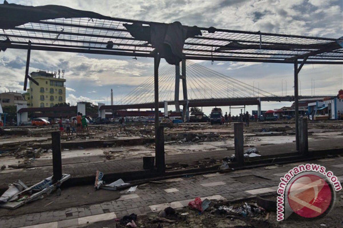 Pemkot Manado Bongkar Kios Kalimas Jadikan Terminal