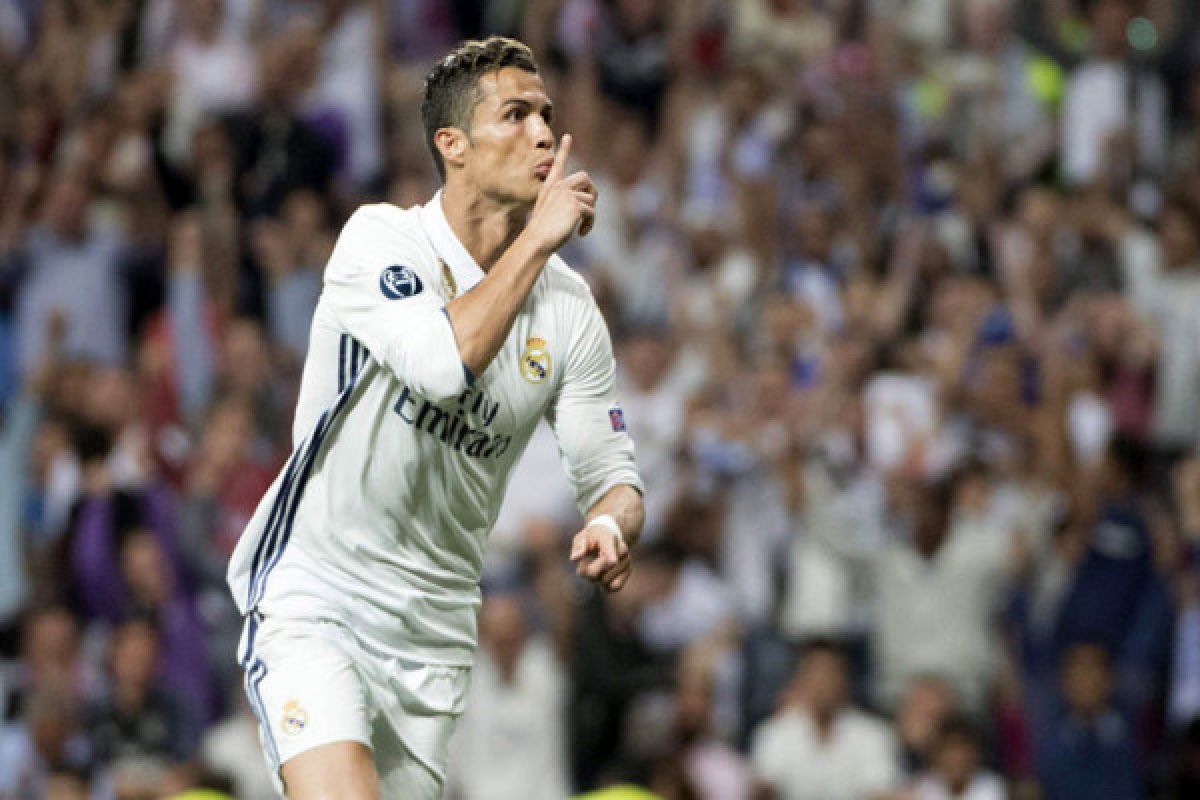 Berkat kemurahan hati Ronaldo, Benzema cetak gol