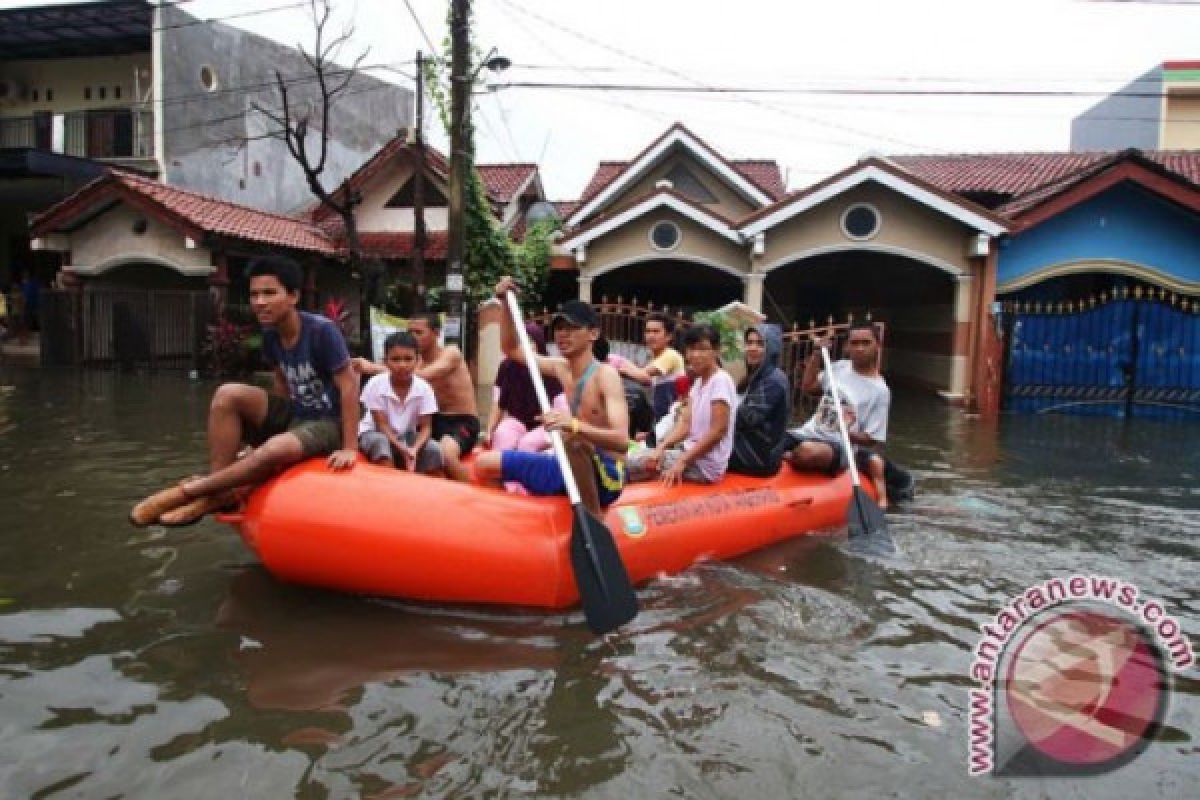 Tangerang Siapkan Alat Penanganan Banjir 13 Kecamatan