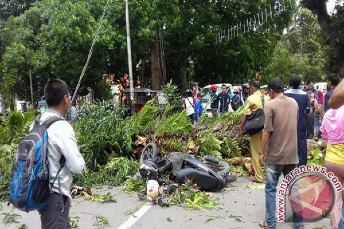 Angin Kencang Tewaskan dua Pelajar di NTB