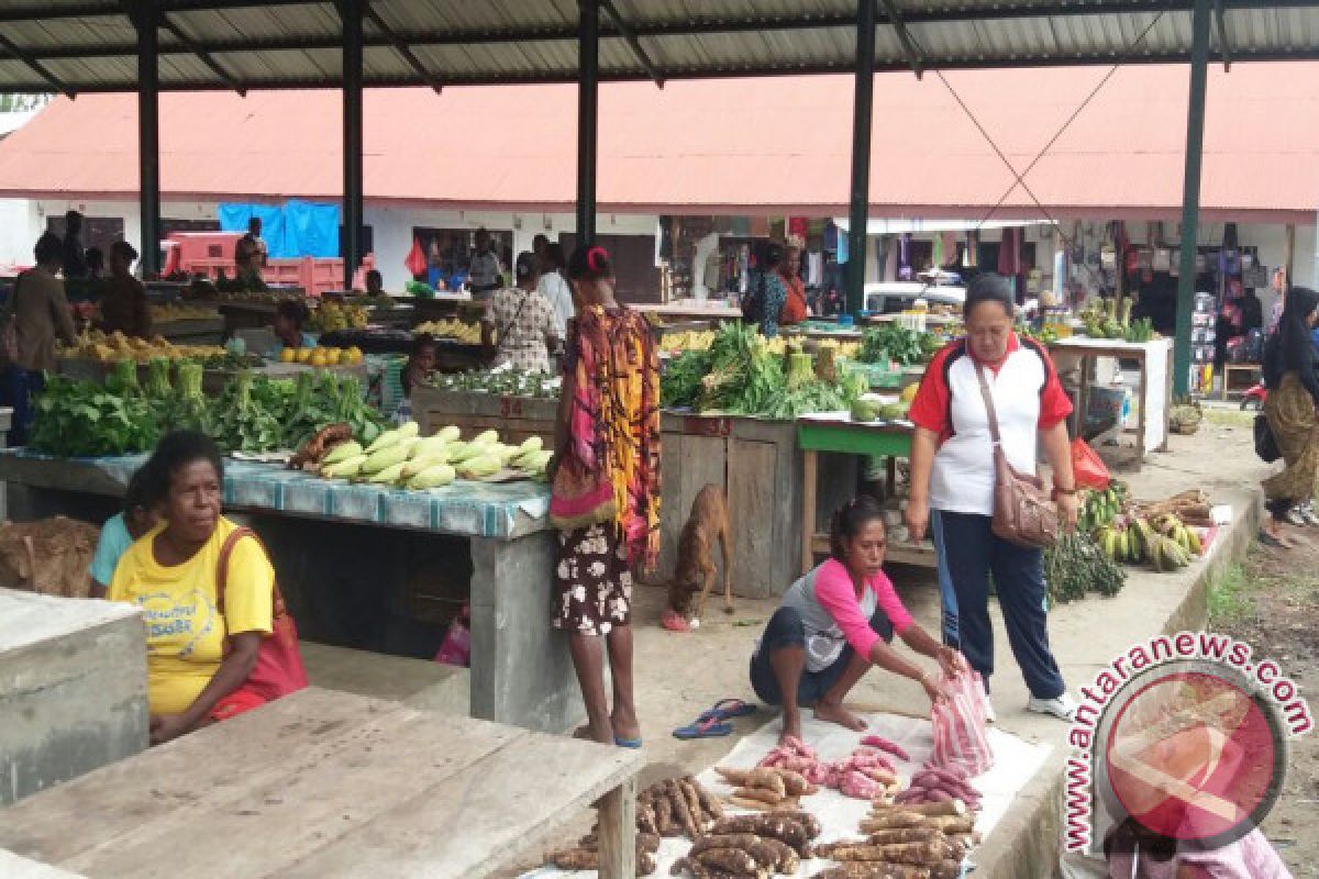 TNI-POLRI Disiagakan di Lokasi Bekas Pasar Soyar Wondama