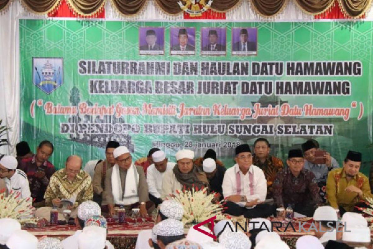 Zuriat Datu Hamawang Gelar Haul dan SIlaturrahmi