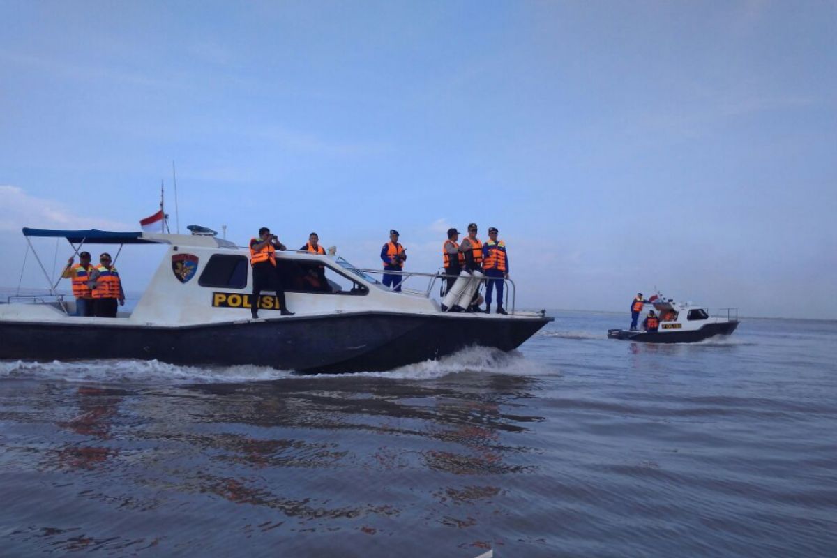 Antisipasi Ilegal Fishing, Polres Jember Patroli di Pulau Terluar (Video)