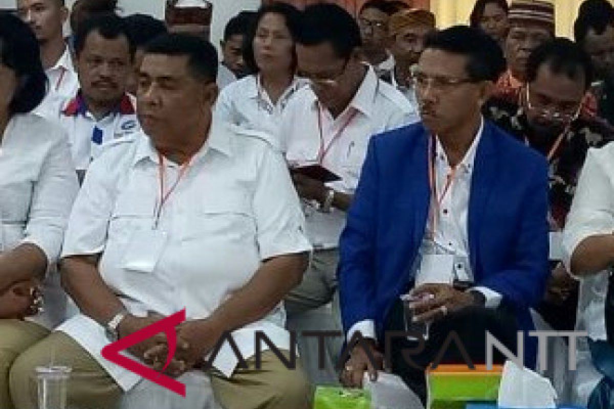 Esthon-Chris daftar pertama di KPU