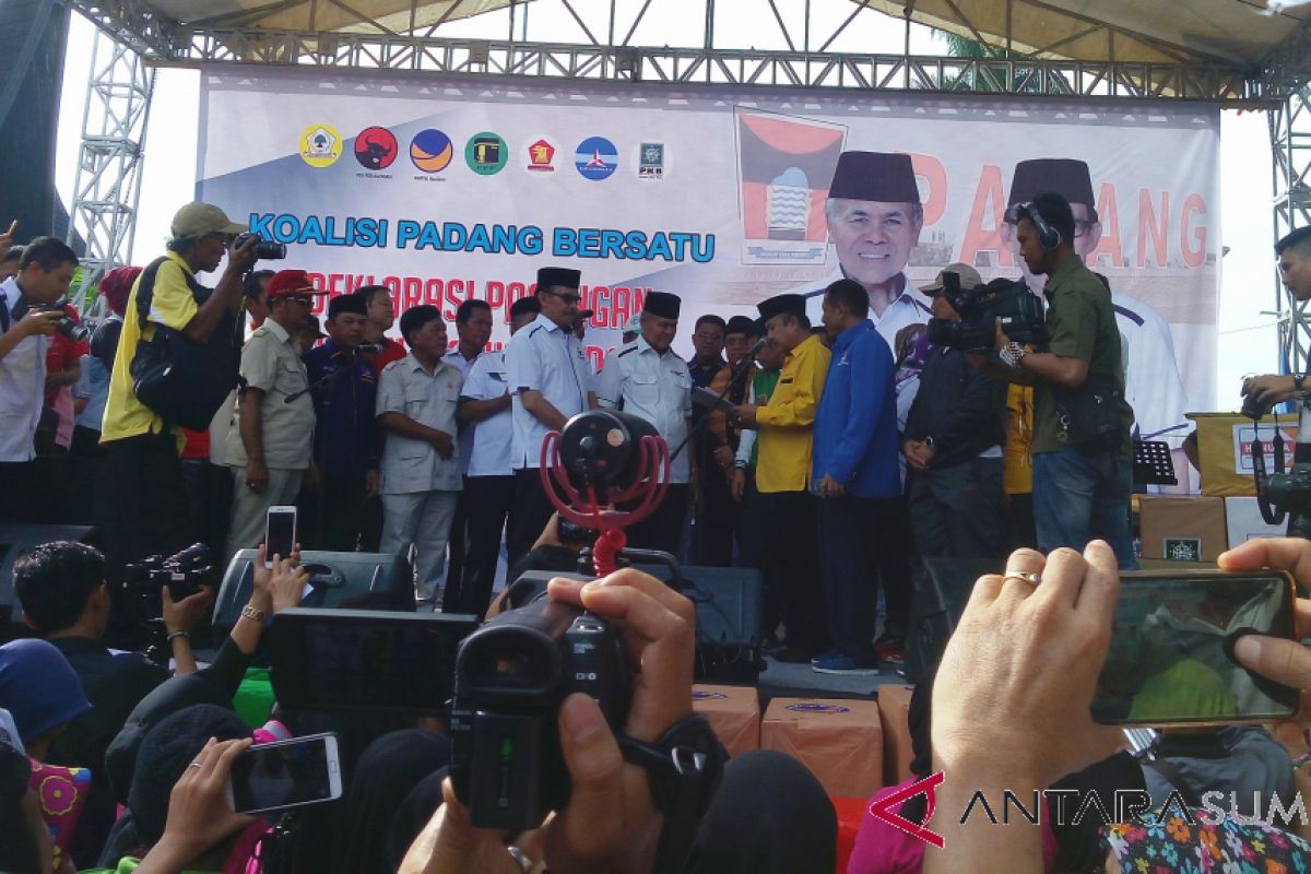 Emzalmi-Desri Ayunda Didukung Sepuluh Partai Maju Pilkada Padang