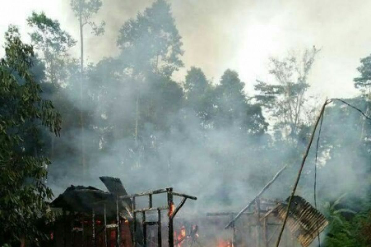 Dua meninggal dalam kebakaran di Gunungitoli