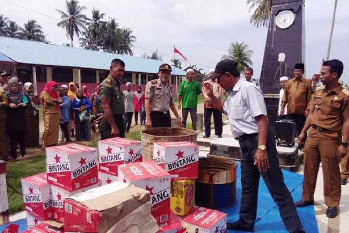 Wujudkan kota wisata masyarakat Natal  musnahkan miras