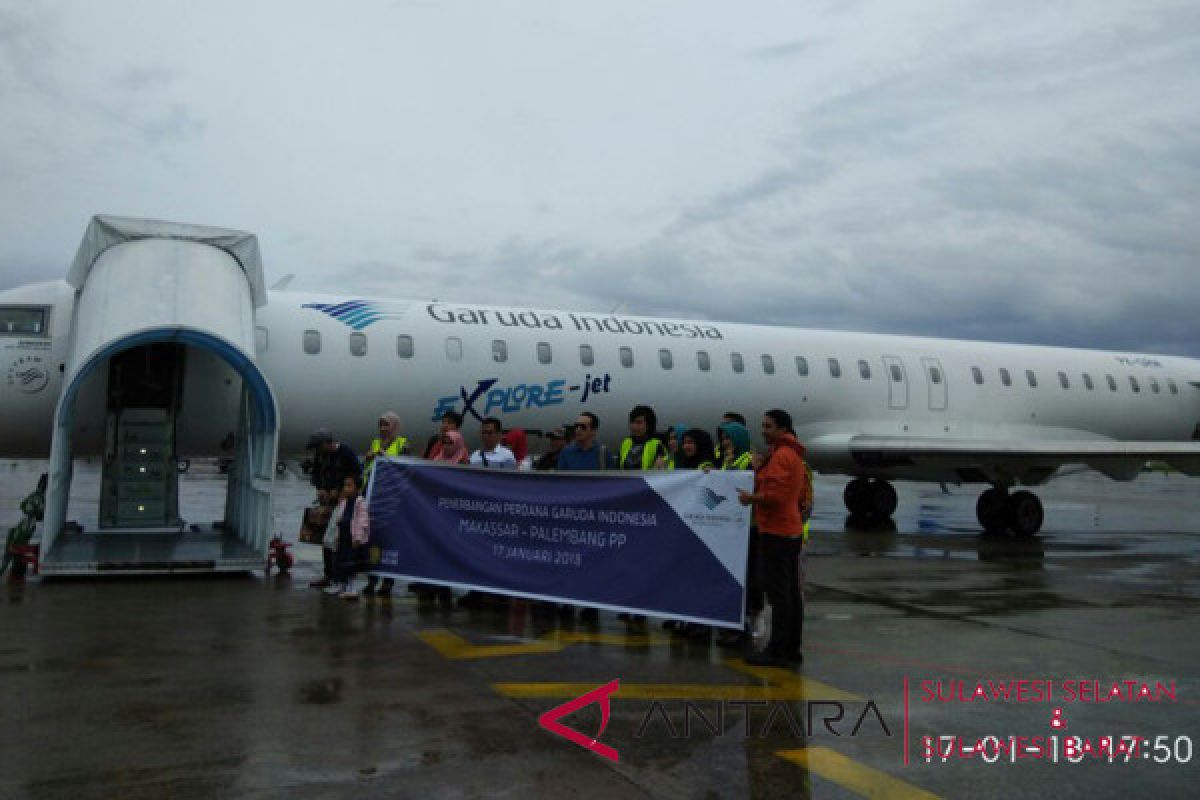 Garuda Lakukan Penerbangan Perdana Makassar-Palembang