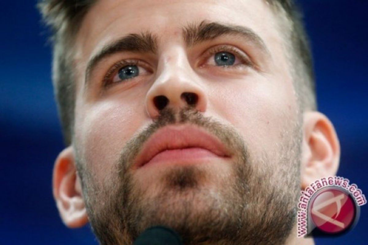 Gerard Pique peringatkan Barcelona tak beri kesempatan MU ulangi lebangkitan