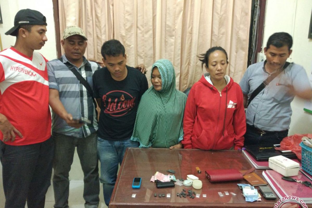 Polisi Singkil tangkap wanita pengedar  sabu