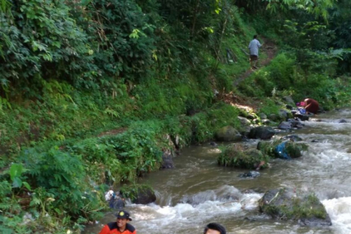 Tim SAR Gabungan Lanjutkan Pencarian Siswi Hanyut di Sungai Bondowoso