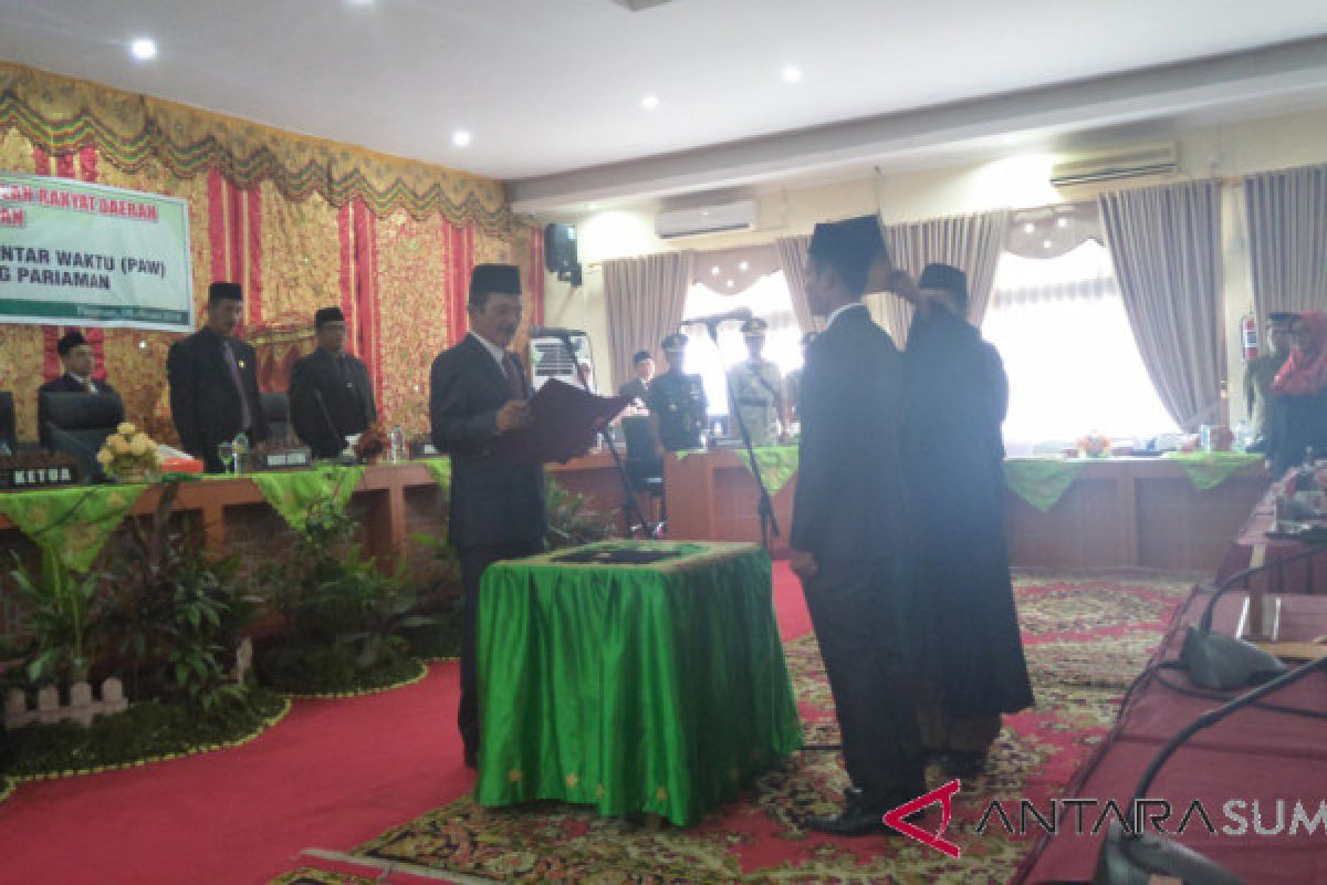 DPRD Padangpariaman Tetapkan Anggota PAW Sisa Masa Jabatan 2014-2019