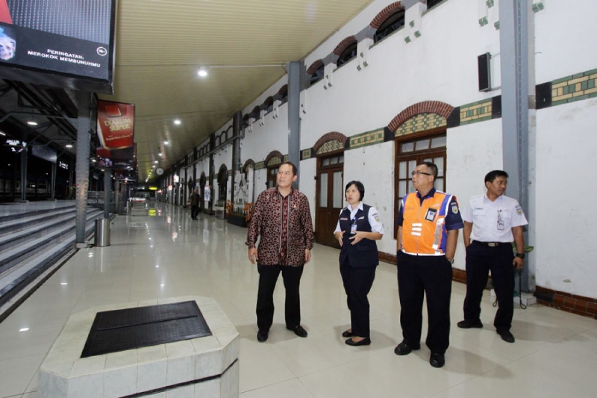 Legislator mendorong percepatan rel pelabuhan Semarang