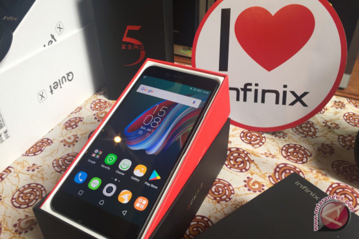Infinix rilis ponsel kamera belakang ganda Zero 5