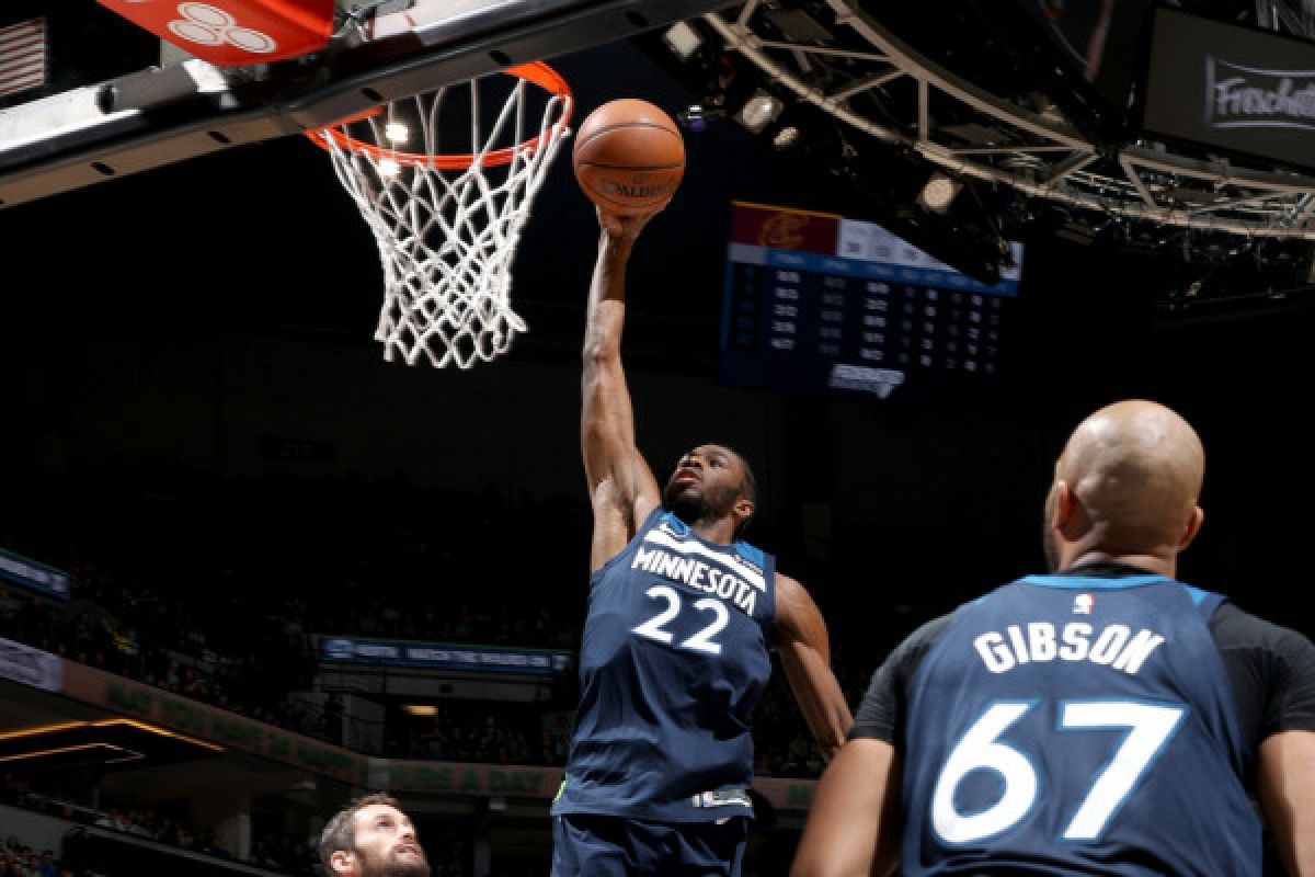 Timberwolves batasi ruang gerak LeBron James demi pecundangi Cavaliers