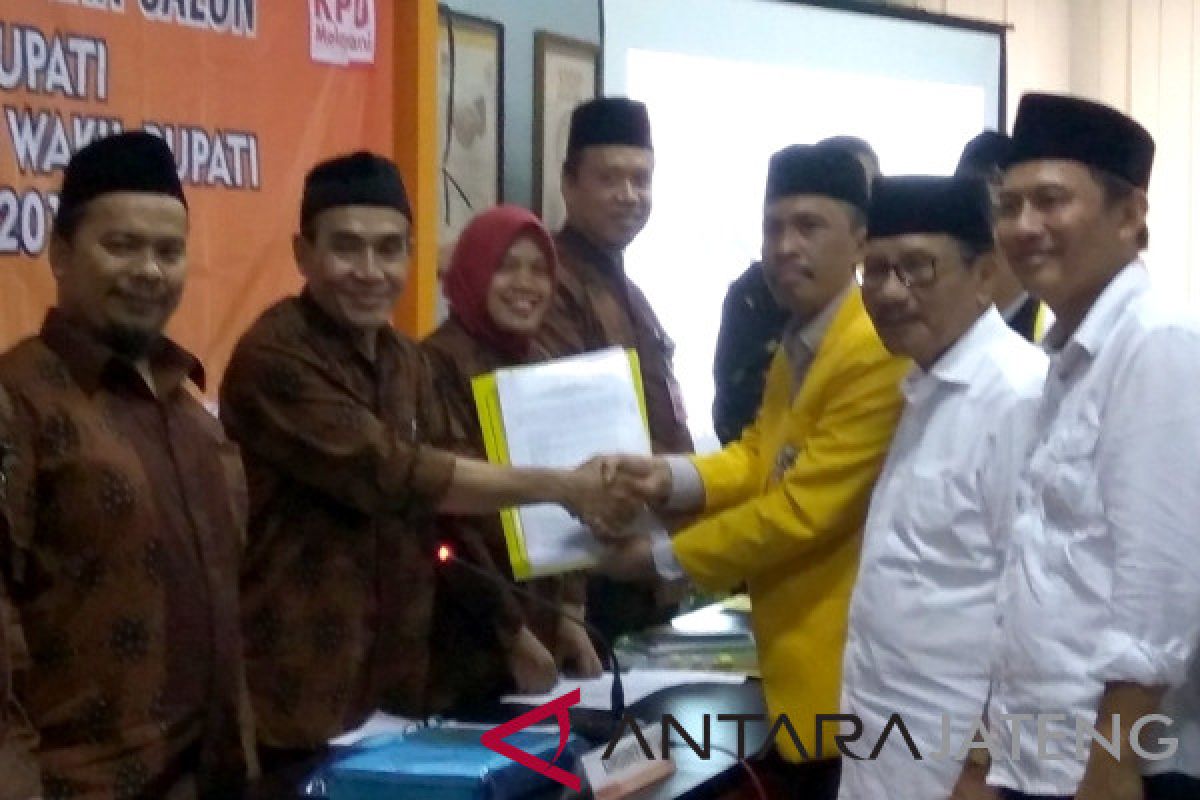 Pasangan Mardjoko-Ifan mendaftar ke KPU Banyumas