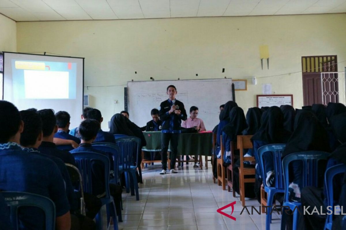 KM HSS Kenalkan Perguruan Tinggi Di Malang