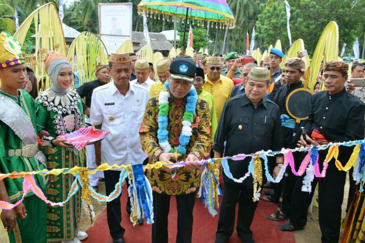 Ini Pesan Mendikbud Saat Resmikan Lima Sekolah di Pohuwato