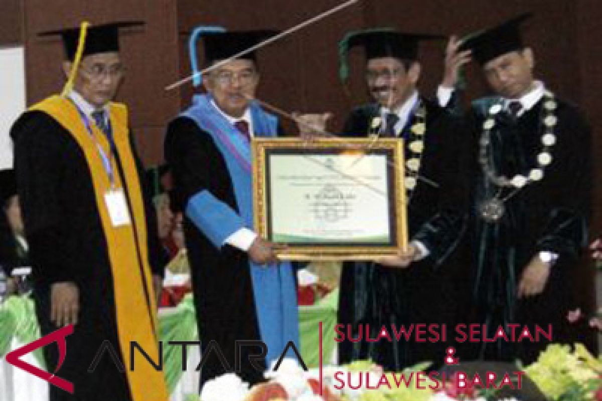 JK raih gelar HC UIN Alauddin Makassar