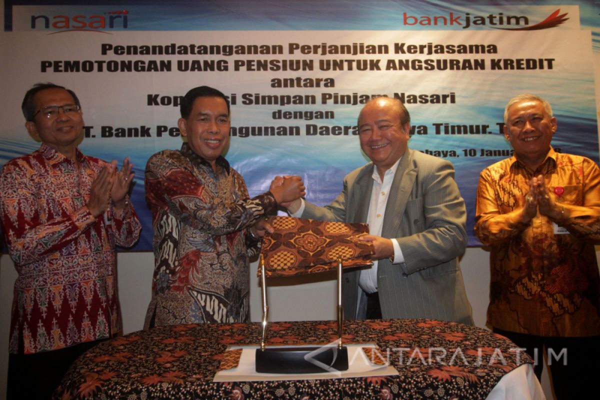 Bidik Potensi Pensiunan, Bank Jatim Gandeng KSP Nasari (Video)