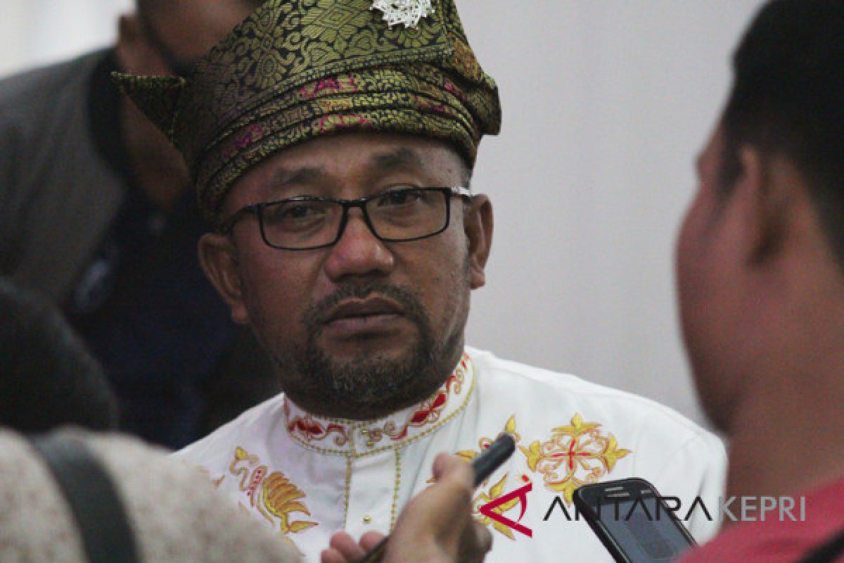 Lis-Maya tidak hadiri klarifikasi kasus minuman lebaran