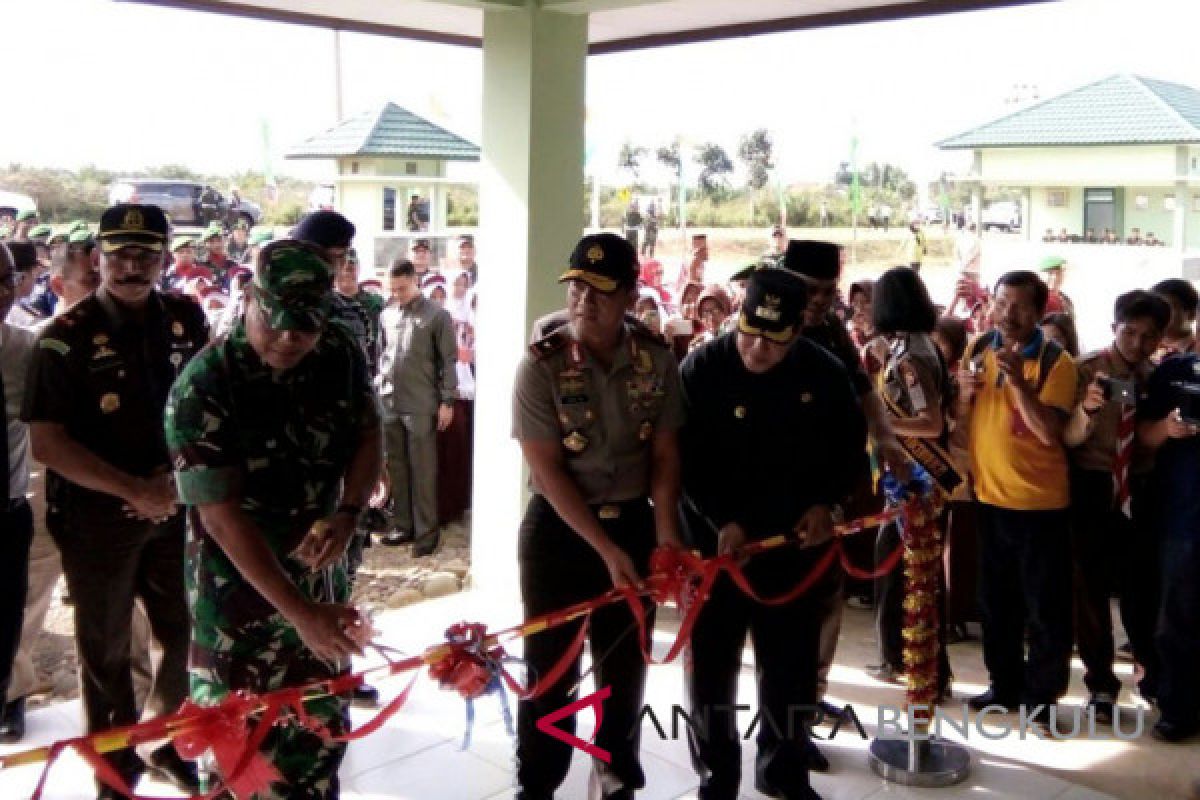 Helikopter Pangdam Sriwijaya batal mendarat di Mukomuko